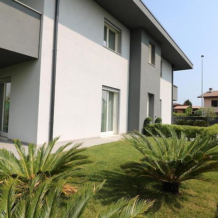 Marali Lake Apartments Di Enrica Bianchera Desenzano del Garda Eksteriør bilde
