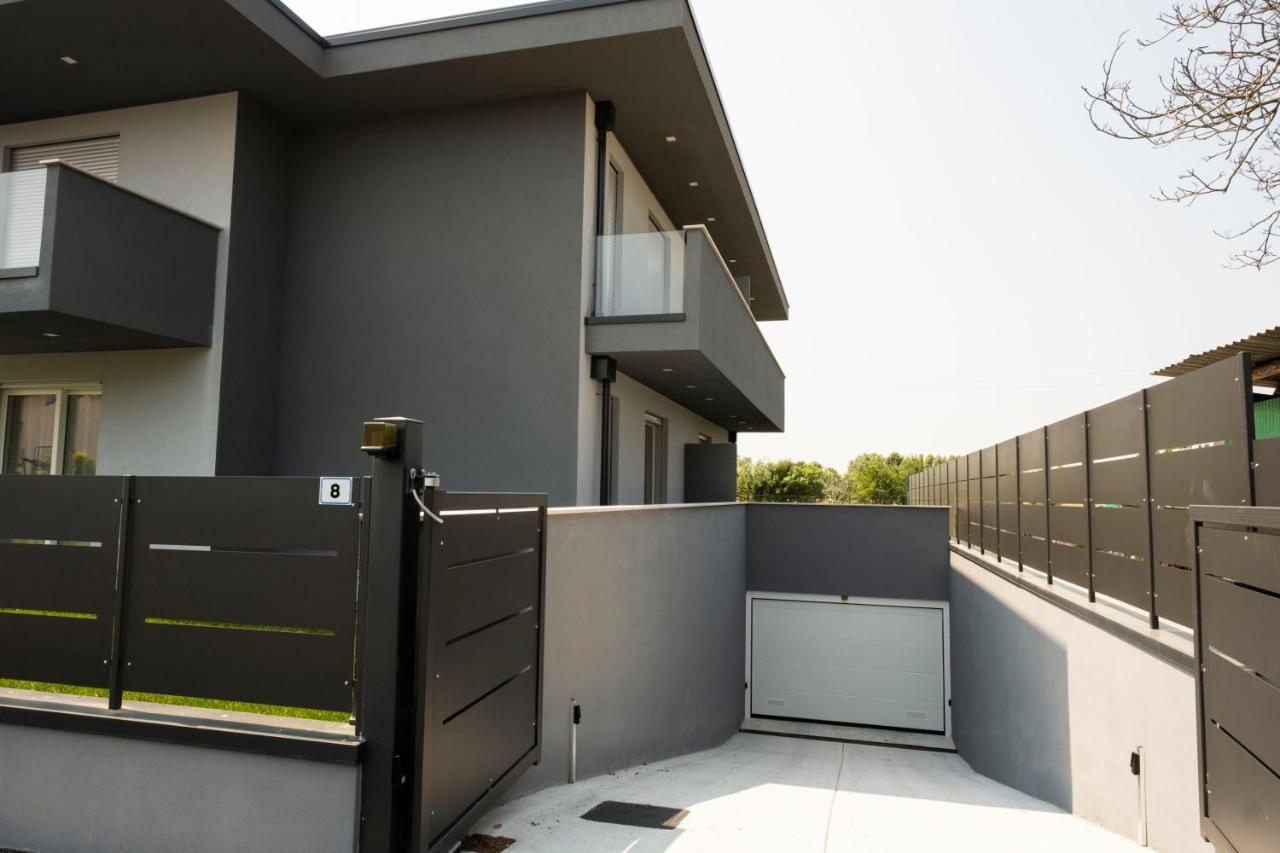 Marali Lake Apartments Di Enrica Bianchera Desenzano del Garda Eksteriør bilde