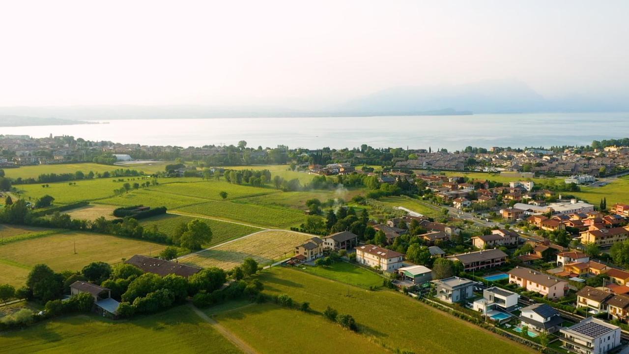 Marali Lake Apartments Di Enrica Bianchera Desenzano del Garda Eksteriør bilde