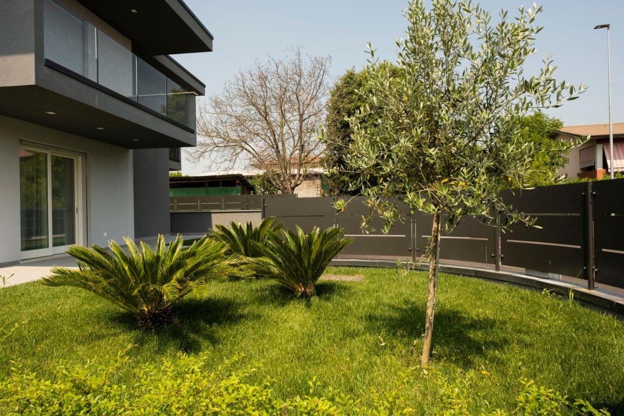 Marali Lake Apartments Di Enrica Bianchera Desenzano del Garda Eksteriør bilde