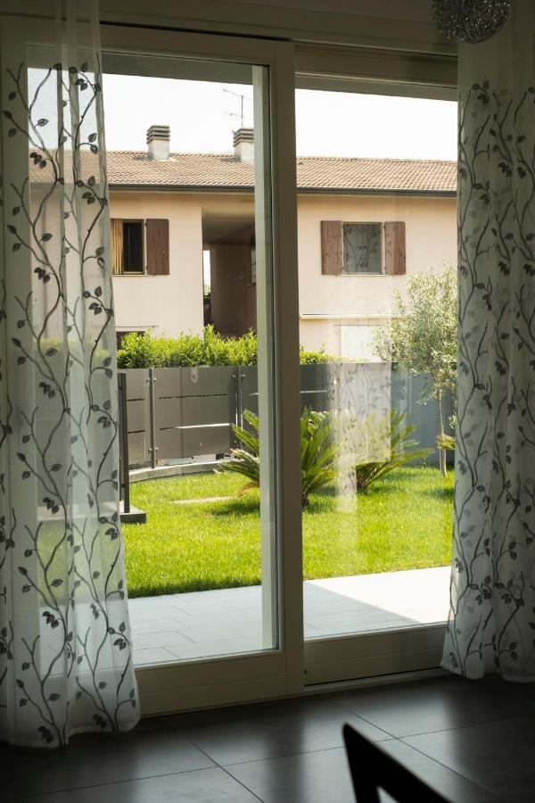 Marali Lake Apartments Di Enrica Bianchera Desenzano del Garda Eksteriør bilde