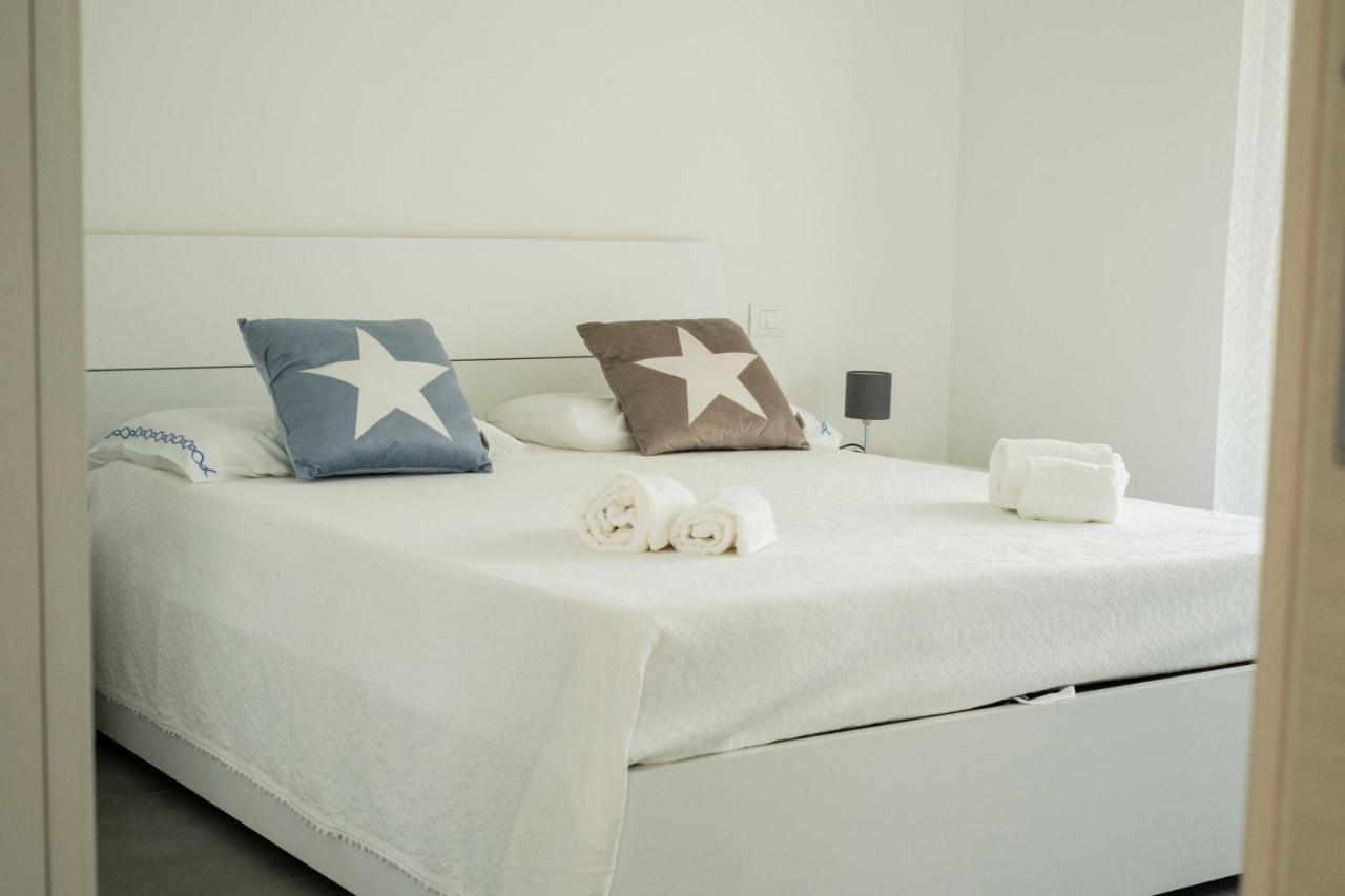 Marali Lake Apartments Di Enrica Bianchera Desenzano del Garda Eksteriør bilde