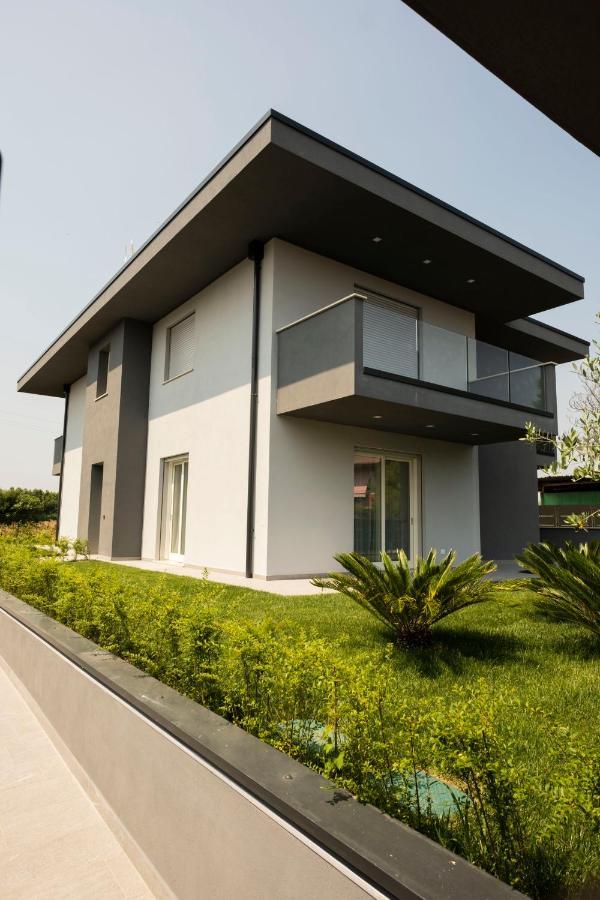 Marali Lake Apartments Di Enrica Bianchera Desenzano del Garda Eksteriør bilde