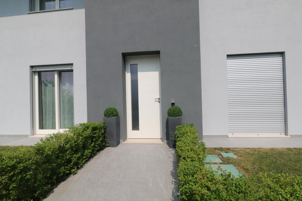 Marali Lake Apartments Di Enrica Bianchera Desenzano del Garda Eksteriør bilde